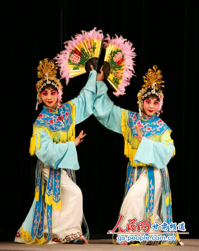 <em>河北梆子</em>《宝莲灯》在甘肃兰州上演【7】--甘