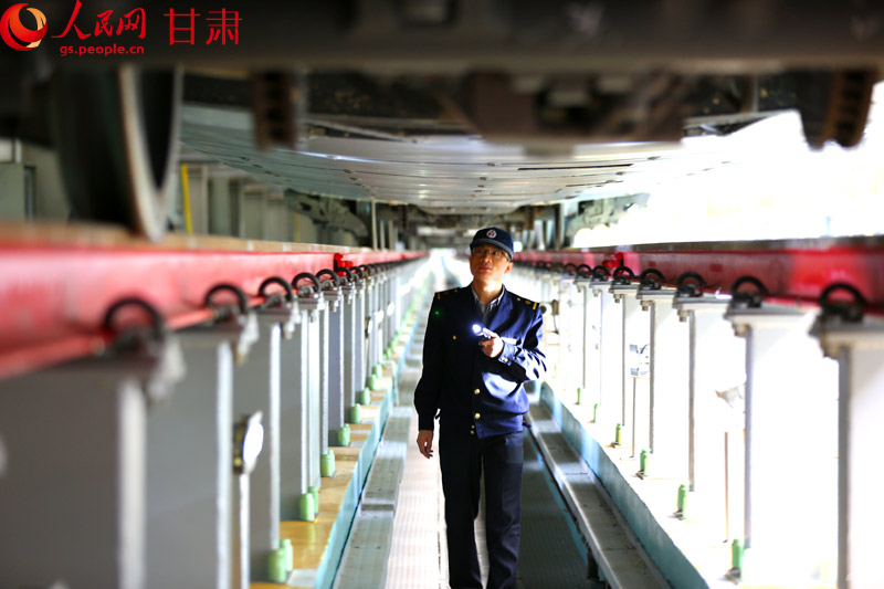 兰铁局动车“4S”店