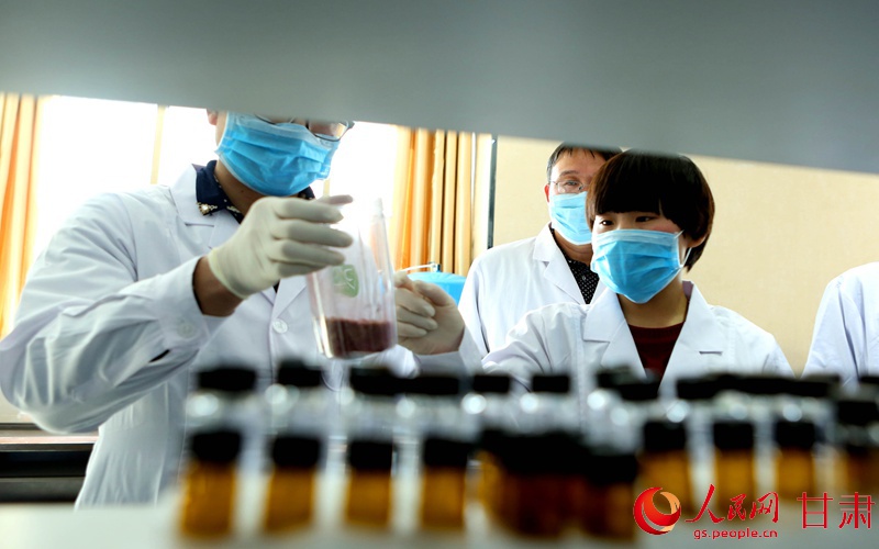 甘肃严把春节食品安全关 首次启用第三方检测
