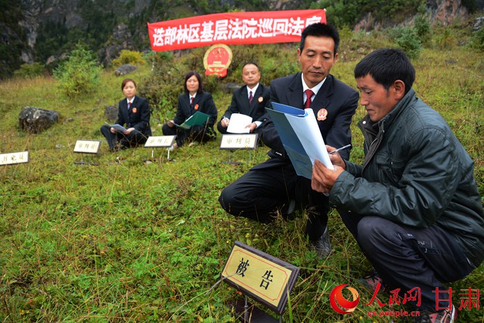 调解结束后，被告当庭表示接受调解结果，签字服判息诉。