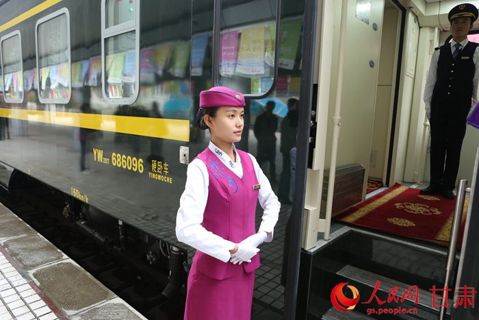 兰州开通驶往上海旅游专列