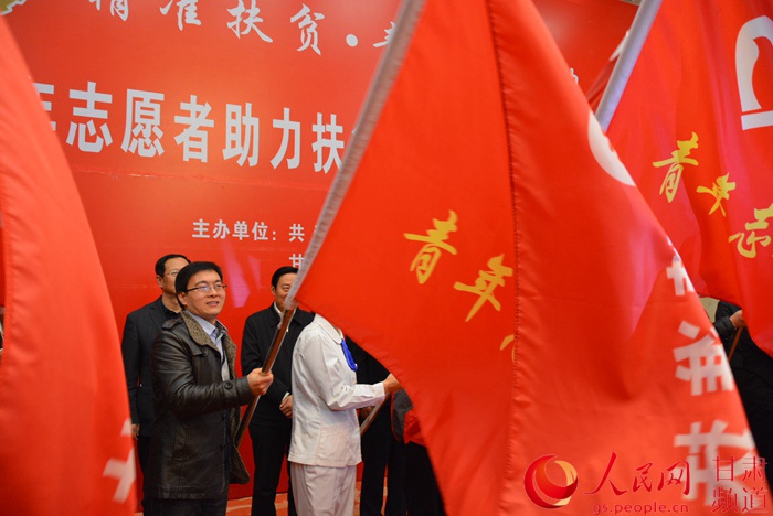 甘肃青年志愿者绽放青春奉献社会