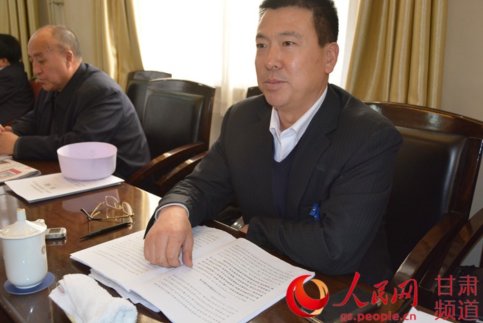 甘肃省政协委员马志龙在发言(刘海天 摄)