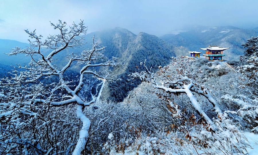 兴隆山雪景。 陈旭东摄