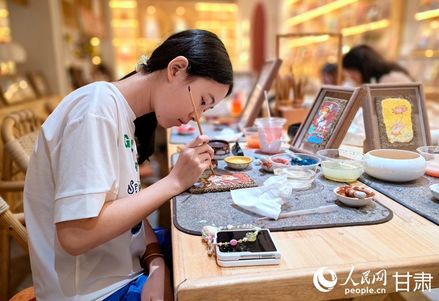 “集章打卡”，把敦煌记忆带回家【8】