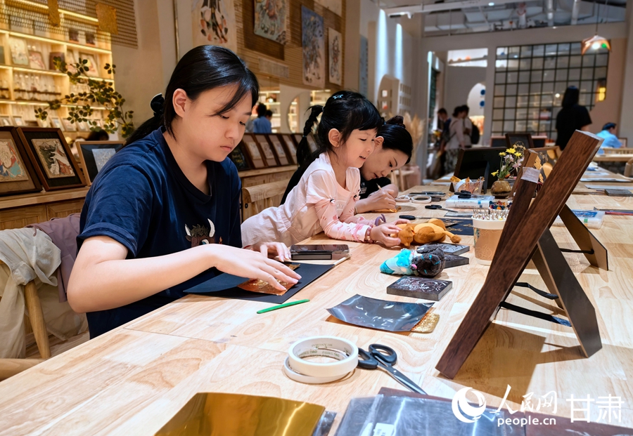 “集章打卡”，把敦煌记忆带回家【9】