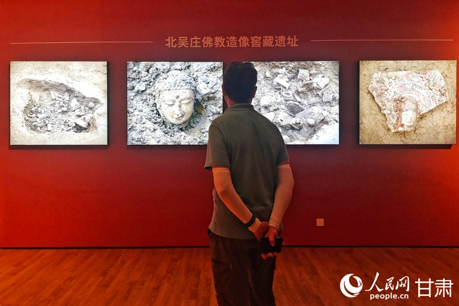 “東方微笑 跨越千年——佛教造像藝術展”在蘭開幕【11】