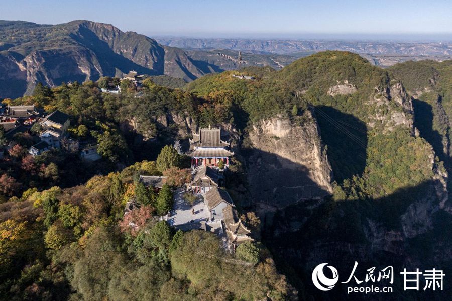 崆峒山秋韵。人民网记者 焦隆摄