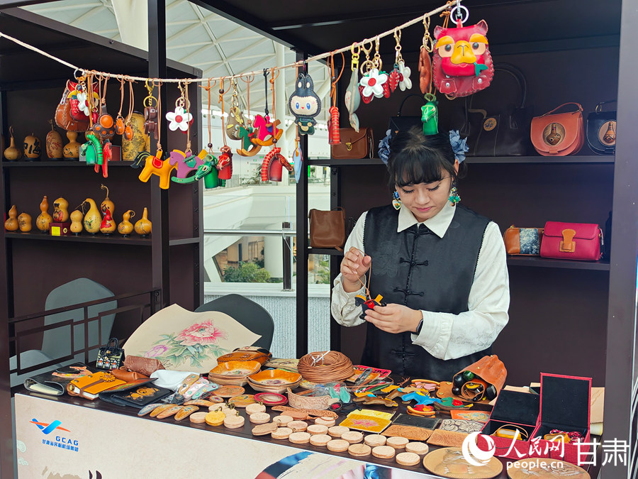 启航一周年 腾飞新丝路|兰州中川国际机场三期投运一周年活动举行【8】