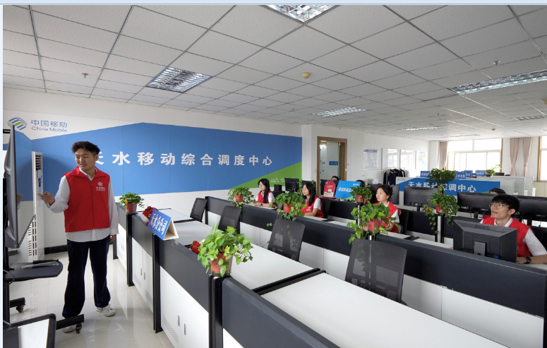 网络保障人员集体研究保障预案。中国移动甘肃公司供图