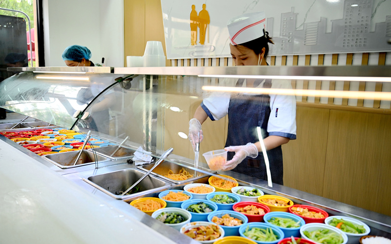 行进中国｜在幸福食堂乐享好“食”光
