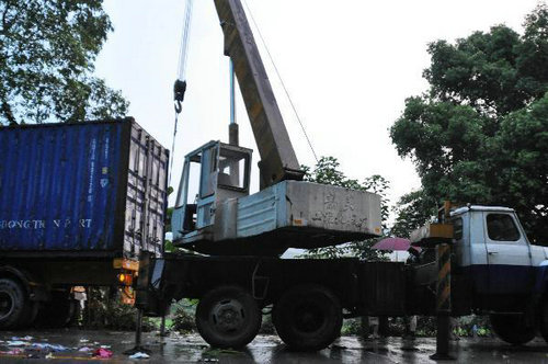 广东省肇庆市发生一起重大交通事故造成11死