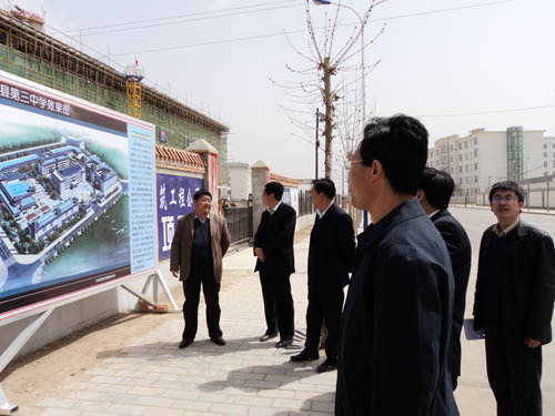 平凉市发改委来泾川县检查市列重大项目