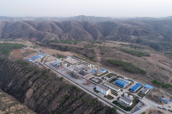 �ӳ�ʯ�ͼ����������ι�˾�ӳ������������һ����Ȼ������վ��4��28���㣬���˻���Ƭ����